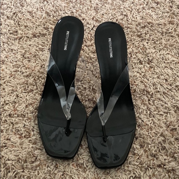 Black Thong Sandal Heels - Picture 2 of 3